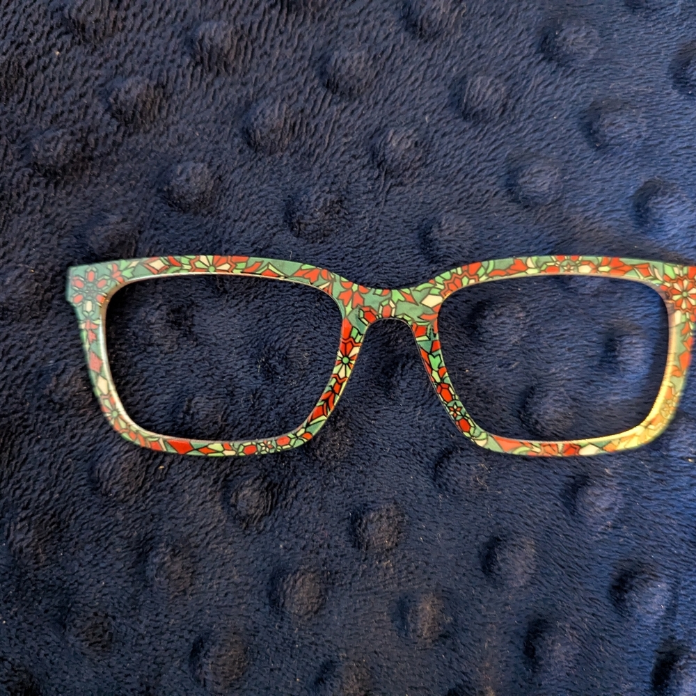 Pair Eyewear - The Larkin - The Holiday Stained Glass Topper